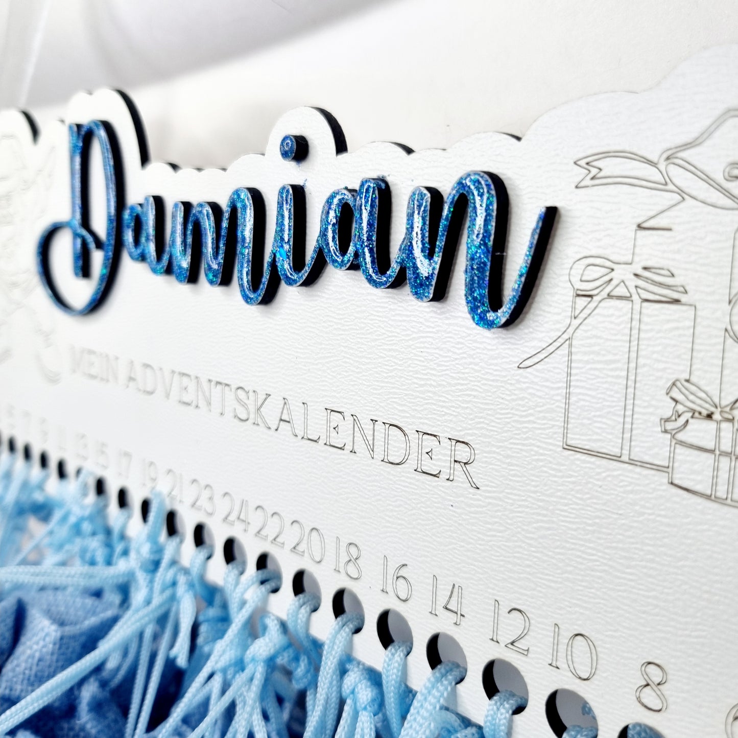 Personalisierter Adventskalender aus Holz – Magische Vorfreude für Kinder & Familien