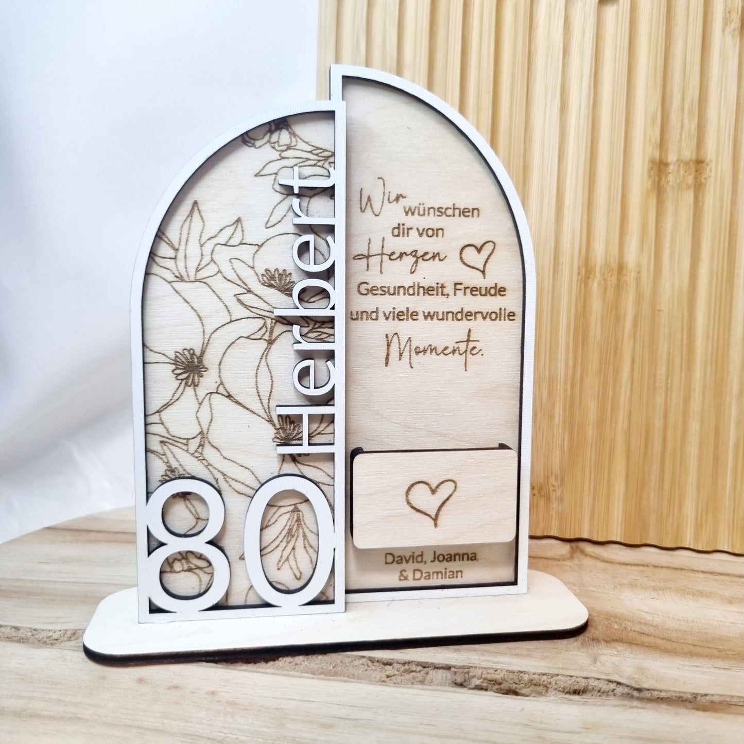 Geschenk zum Geburtstag | Personalisierte Holzdekoration mit Gravur