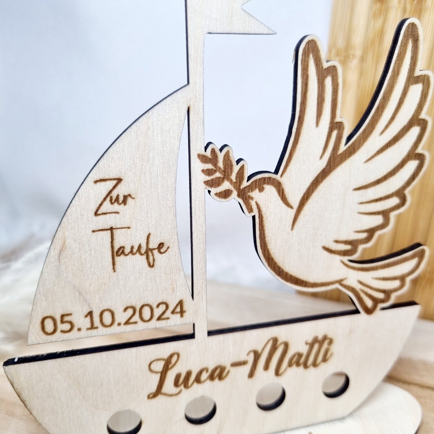 Personalisiertes Geldgeschenk zur Taufe, Kommunion oder Konfirmation– Boot mit Taube