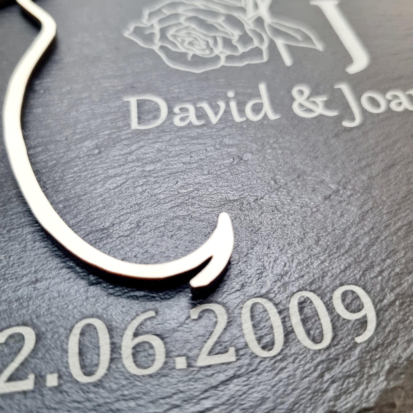 Personalisierte Schieferplatte – Hochzeit Geschenk, Empfangsschild mit Gravur & Trockenblumen