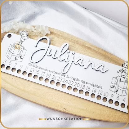 Personalisierter Adventskalender aus Holz – Handgefertigt mit Gravur & Glitzereffekt