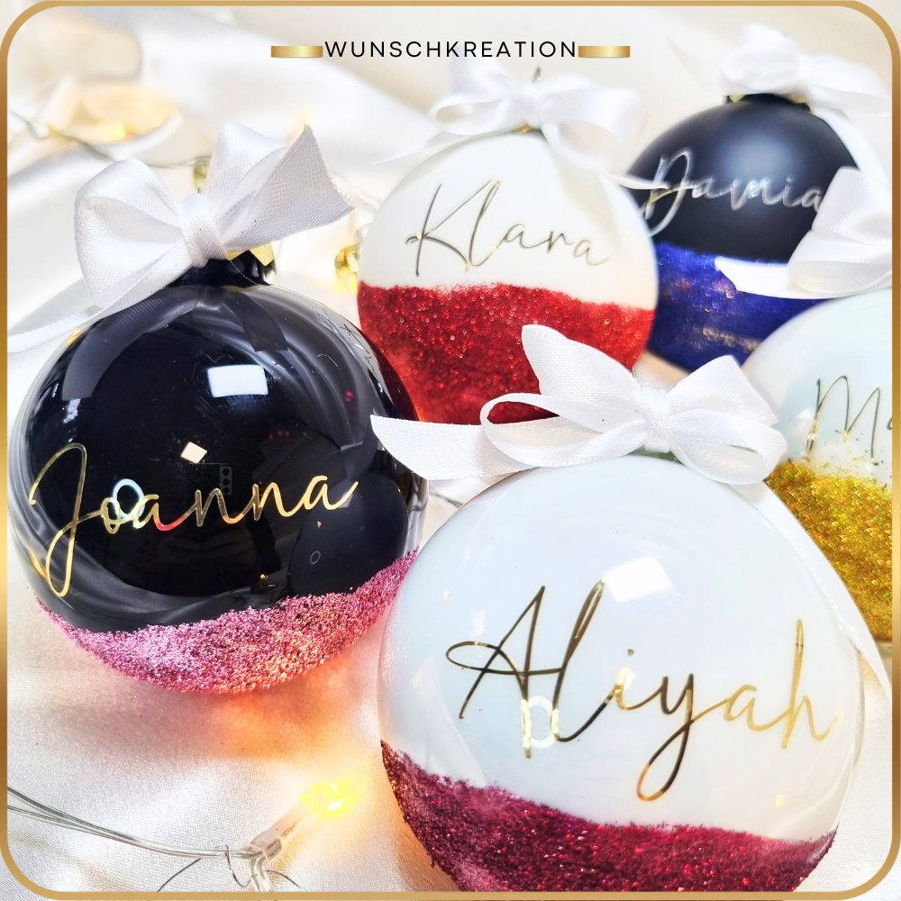 Personalisierte Weihnachtskugel Glas mit Glitzer (Handgefertigt) | Schwarz Glanz | 8 cm | Name | Weihnachtsbaumschmuck