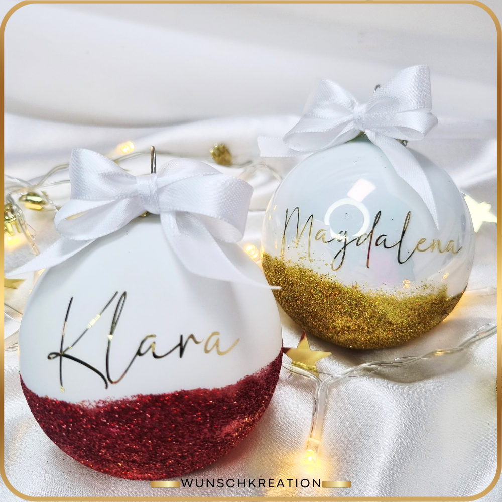 Personalisierte Weihnachtskugel Glas mit Glitzer (Handgefertigt) | Weiß Matt | 8 cm | Name | Weihnachtsbaumschmuck