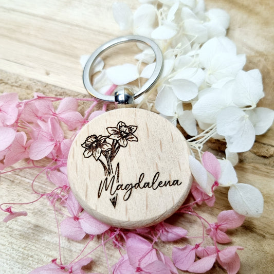 Schlüsselanhänger aus Holz mit Gravur